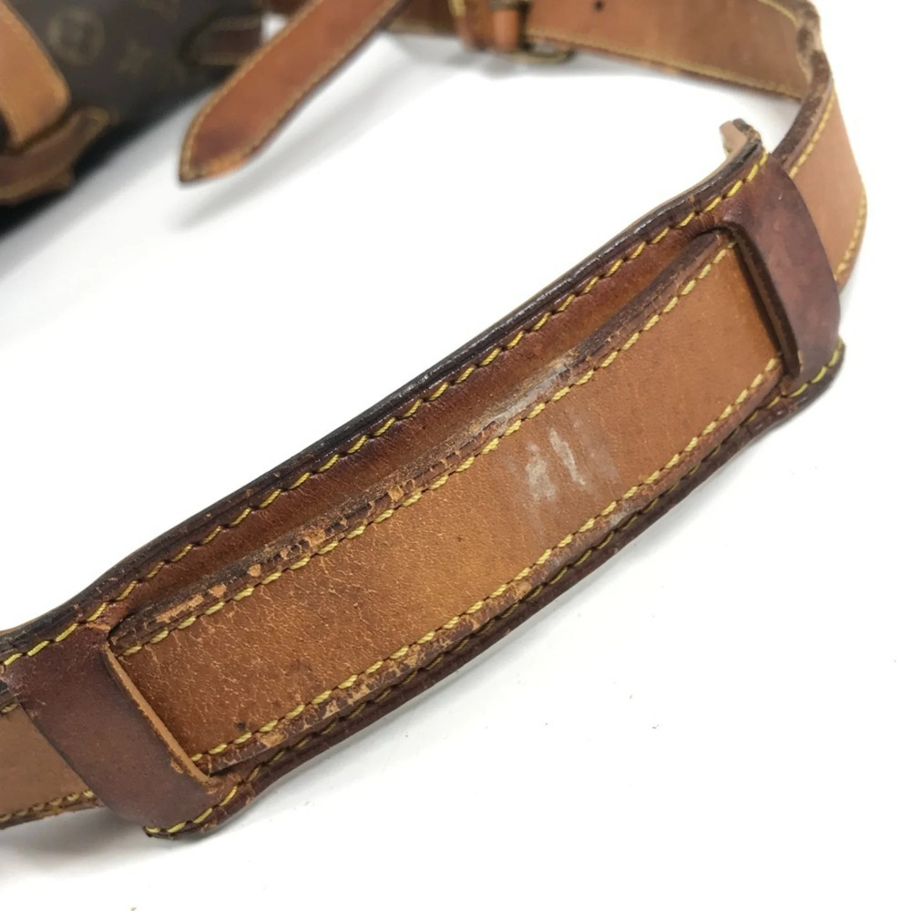 LOUIS VUITTON Brown Monogram Canvas Shoulder Bag - Picture 6 of 16